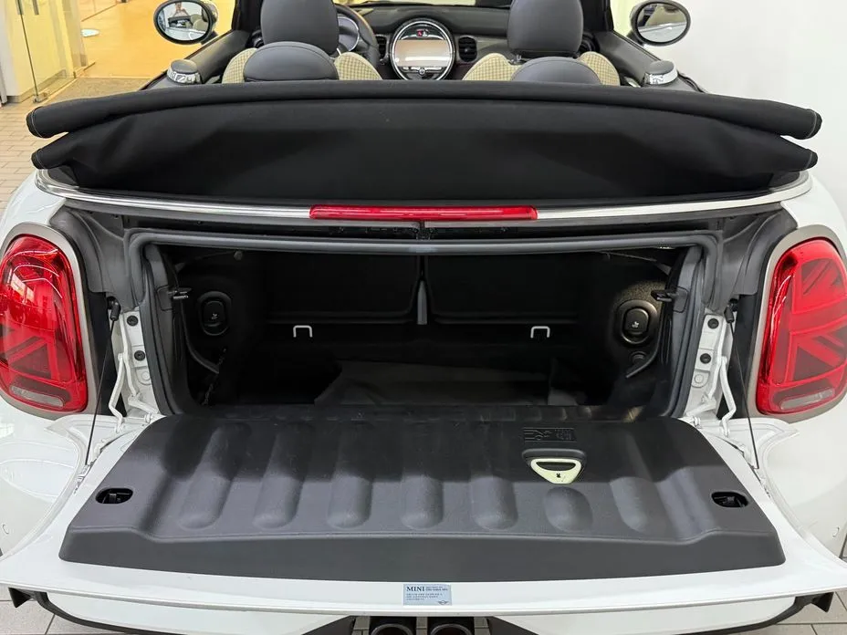 Mini Cooper Convertible — фото 3