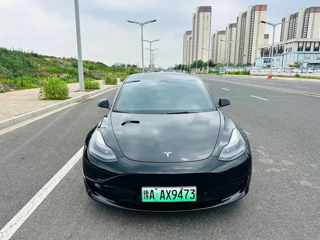 Tesla Model 3 — фото 6