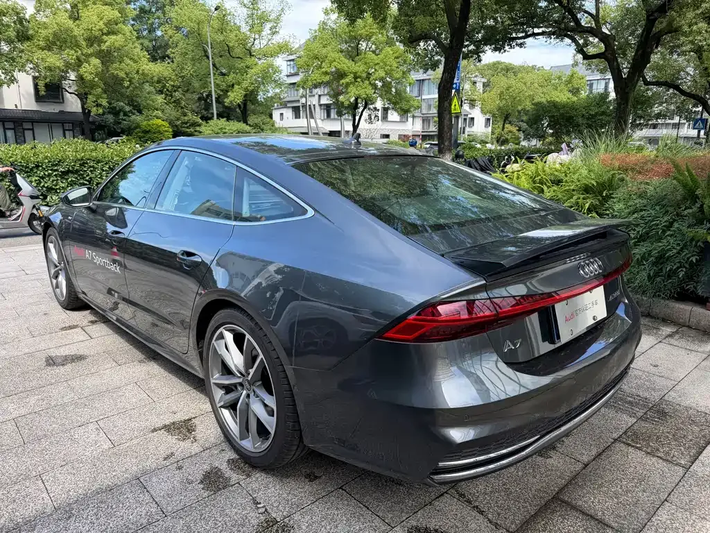 Audi A7 — фото 8