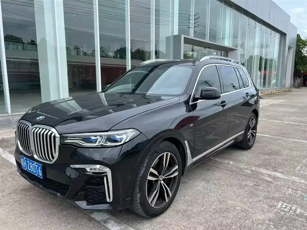 BMW X7 — фото 1