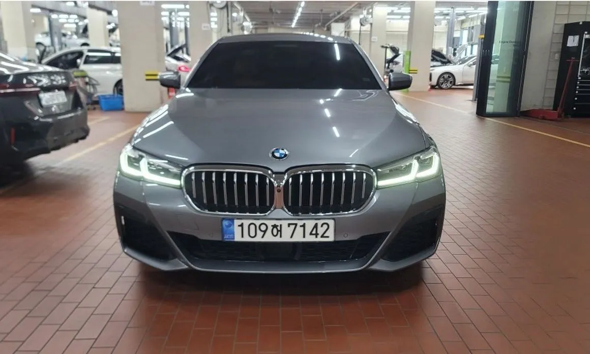 BMW 5-Series 2023 из KR, фото 6