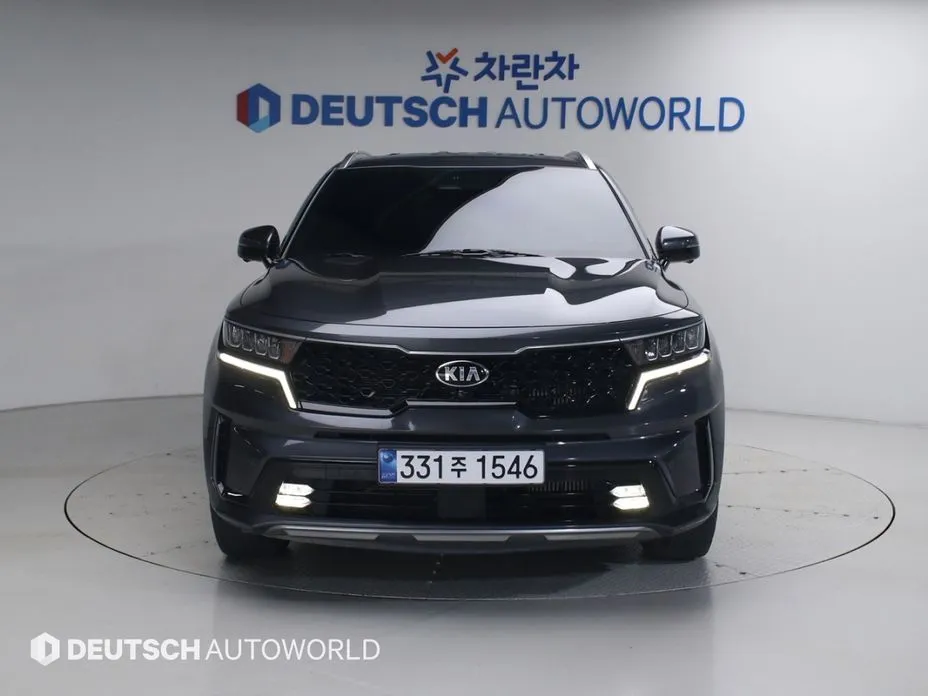 Kia Sorento — фото 10