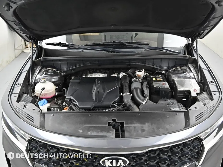 Kia Sorento — фото 9