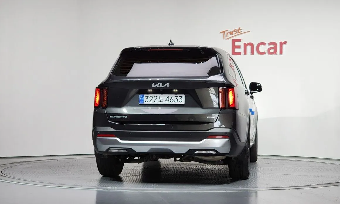 Kia Sorento — фото 9