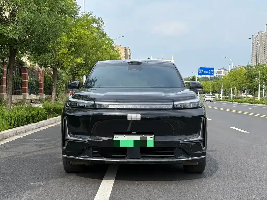 Geely Galaxy M9 — фото 6