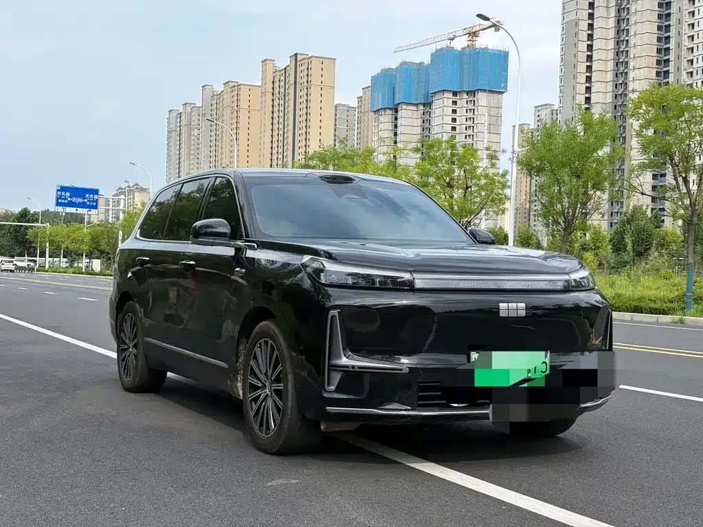 Geely Galaxy M9 — фото 8