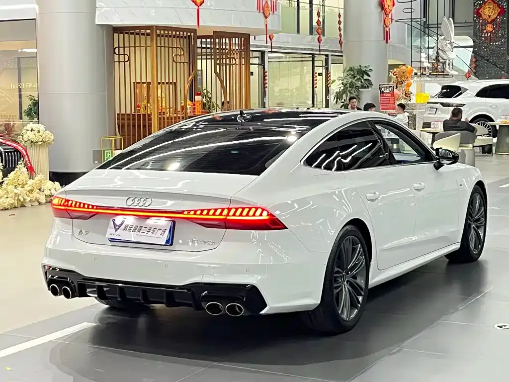 Audi A7 — фото 6