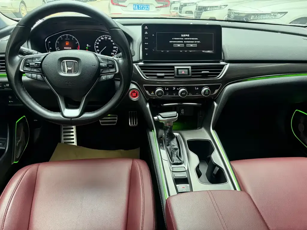 Honda Accord — фото 3