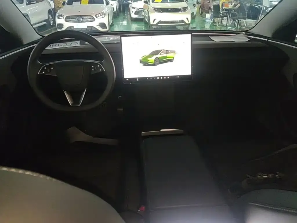 Tesla Model 3 — фото 6