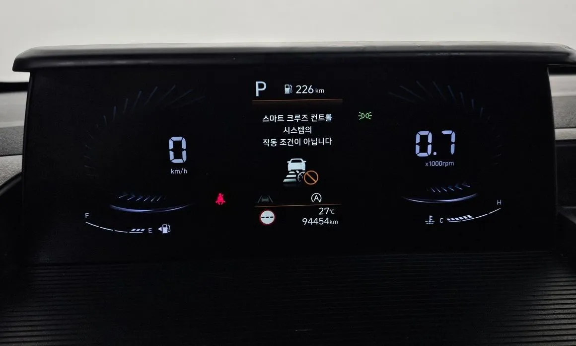 Hyundai Staria — фото 2