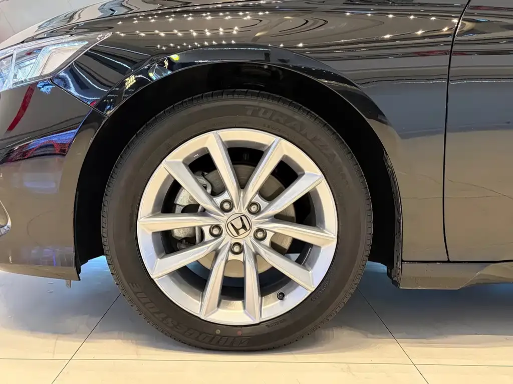 Honda Accord — фото 5