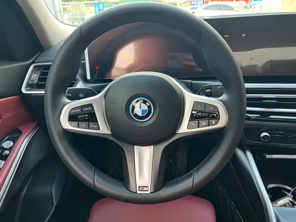 BMW i3 — фото 7