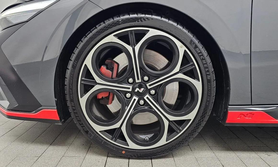Hyundai AVANTE — фото 4