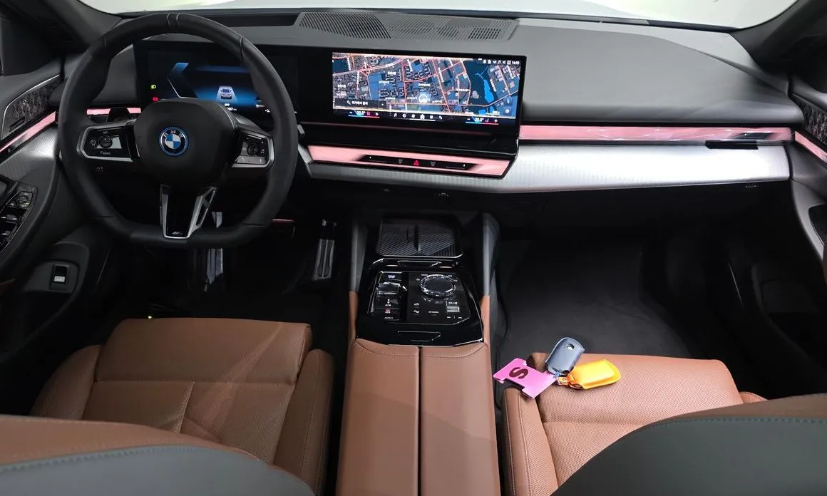 BMW i5 — фото 2