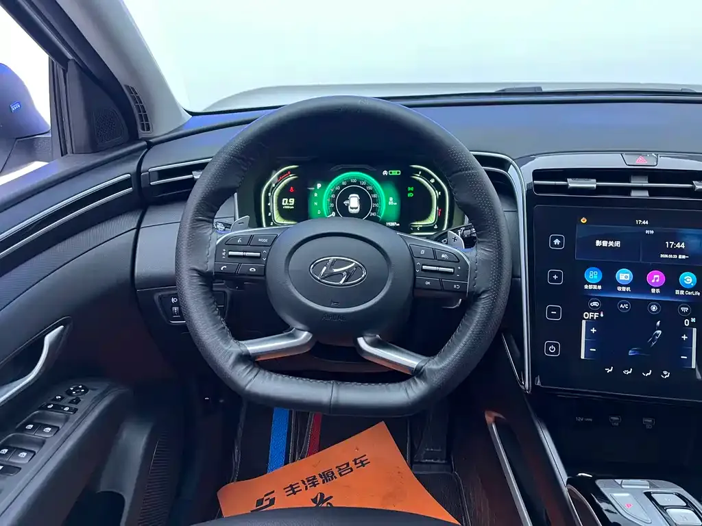 Hyundai Tucson — фото 2