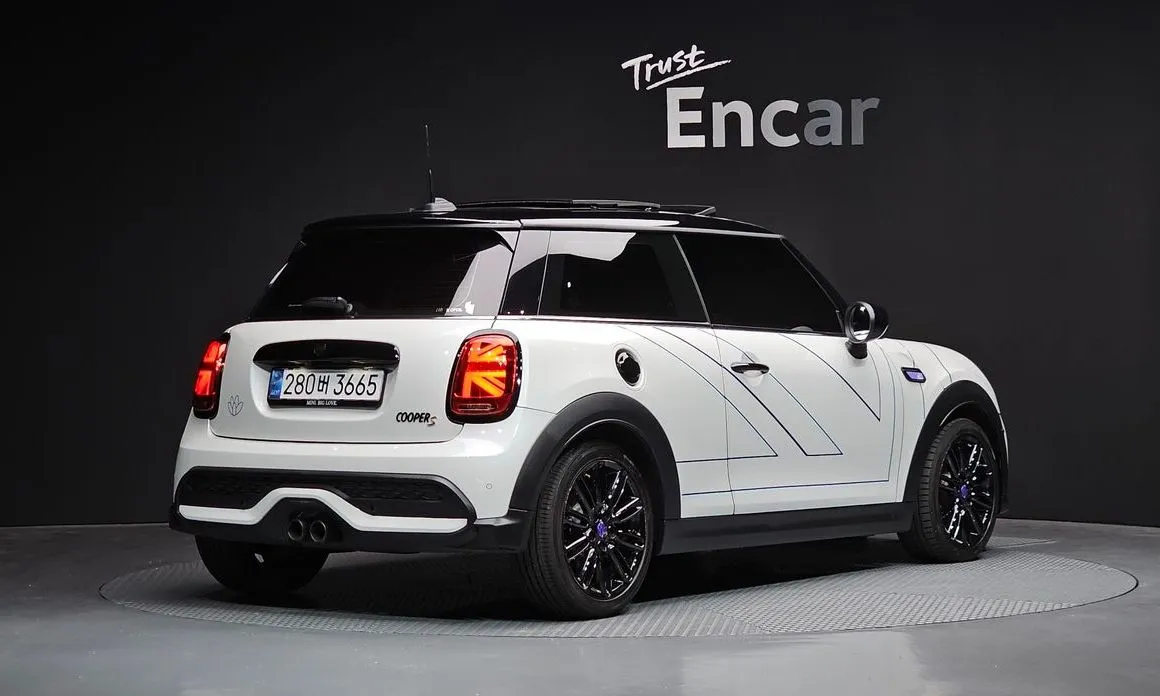Mini Cooper 2024 из KR, фото 2