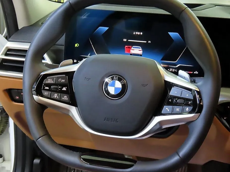 BMW 3-Series 2025 из KR, фото 4