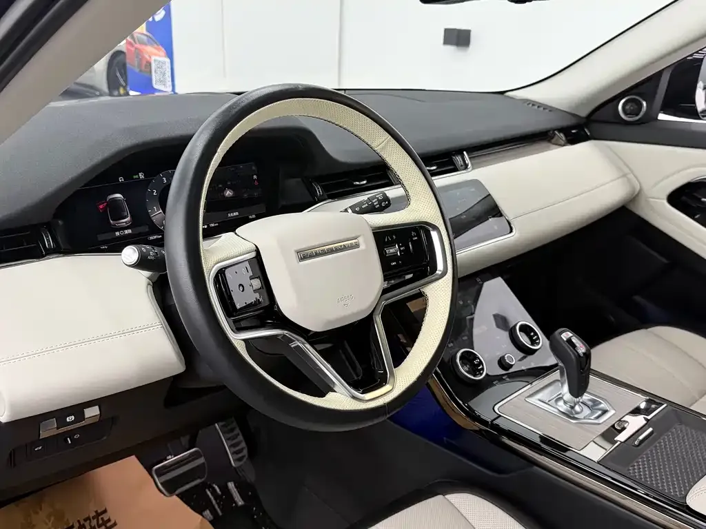 Land Rover Evoque — фото 9