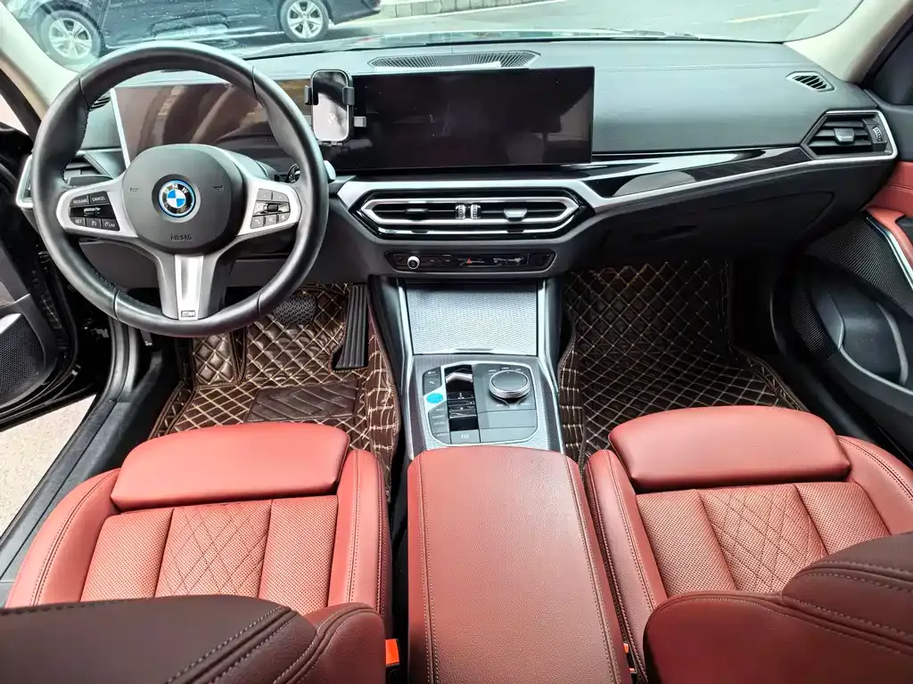 BMW i3 — фото 8