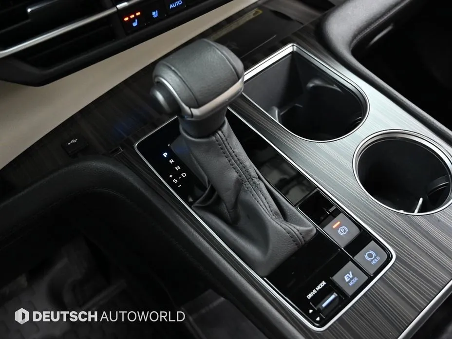 Toyota Sienna 2024 из KR, фото 10