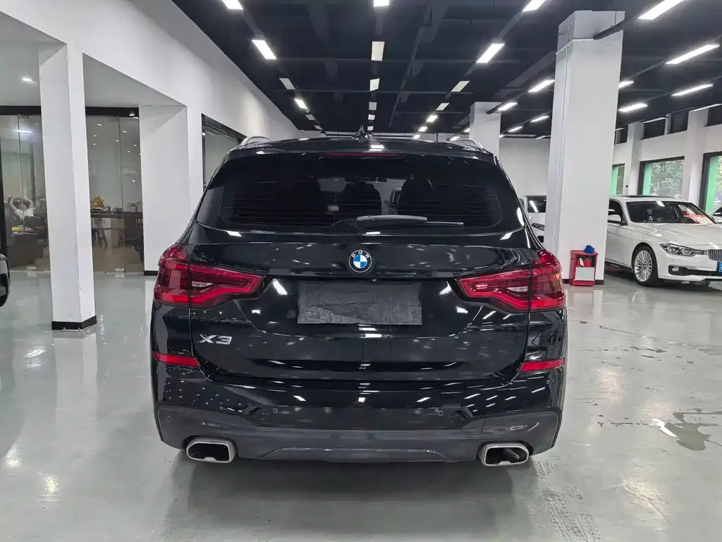 BMW X3 — фото 2