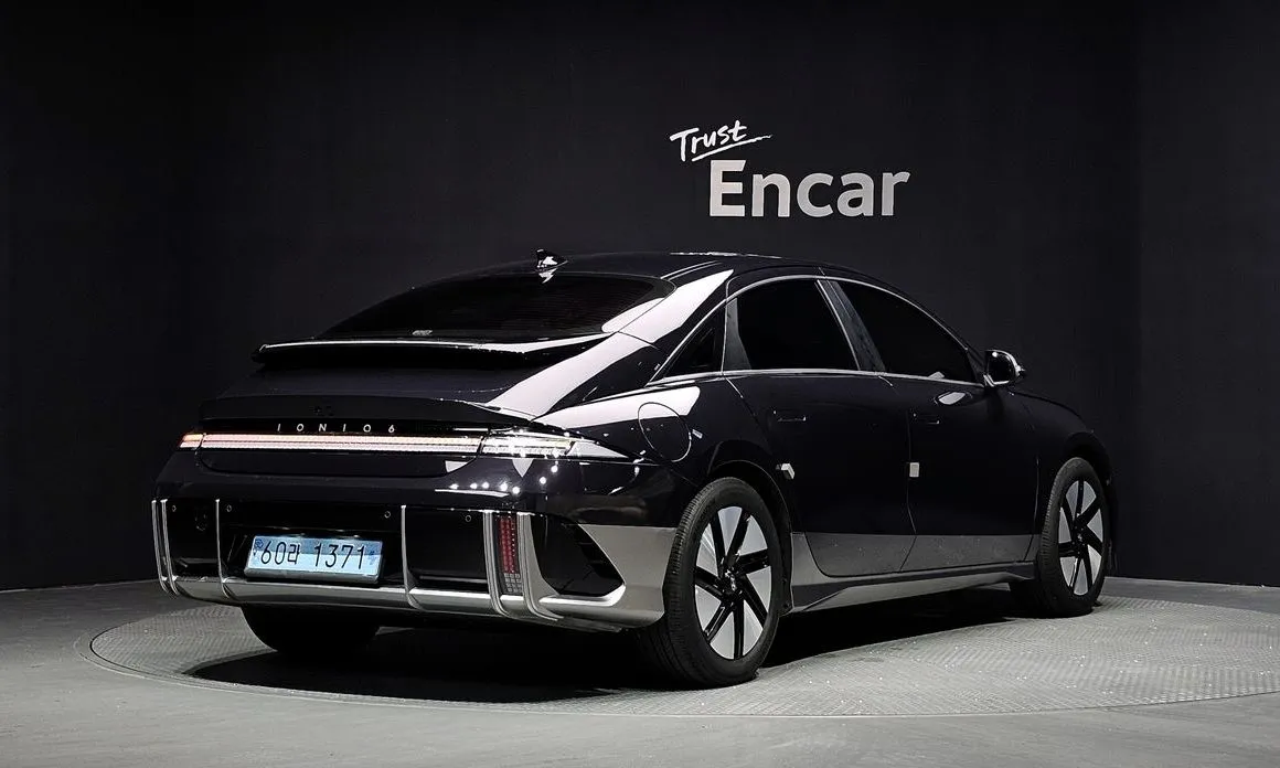 Hyundai Ioniq6 — фото 6