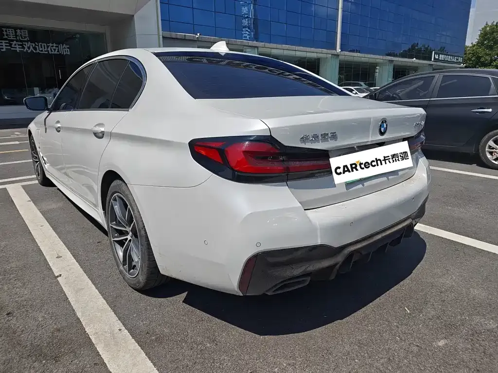 BMW 5 Series New Energy — фото 5