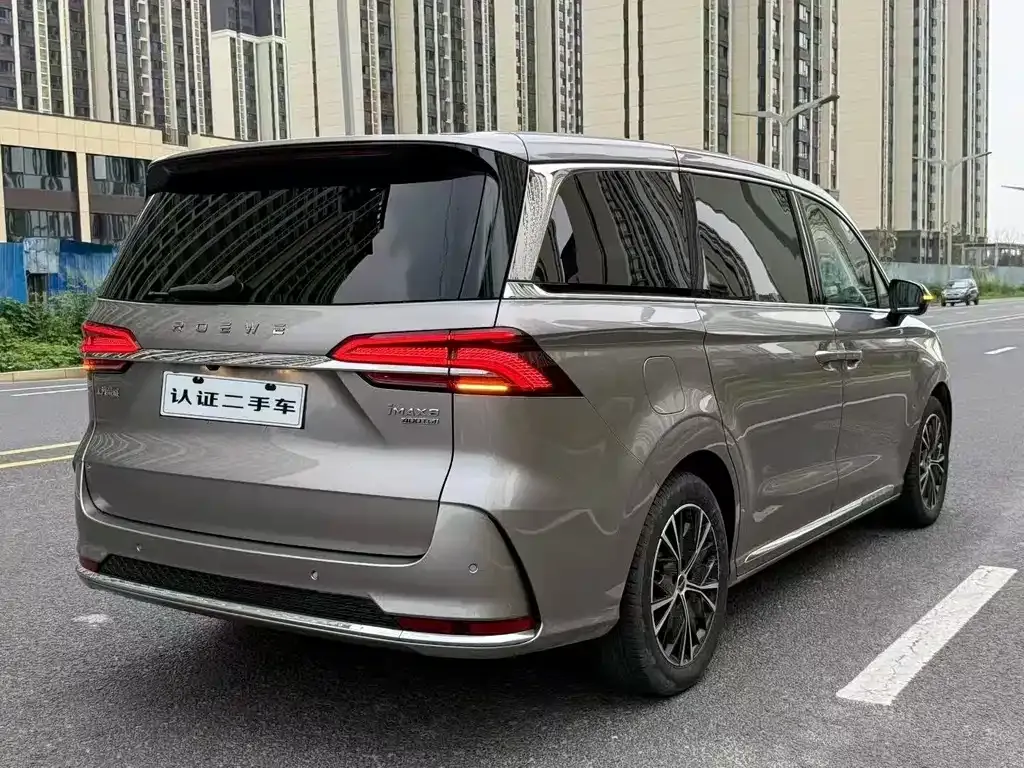 Roewe iMAX8 — фото 9