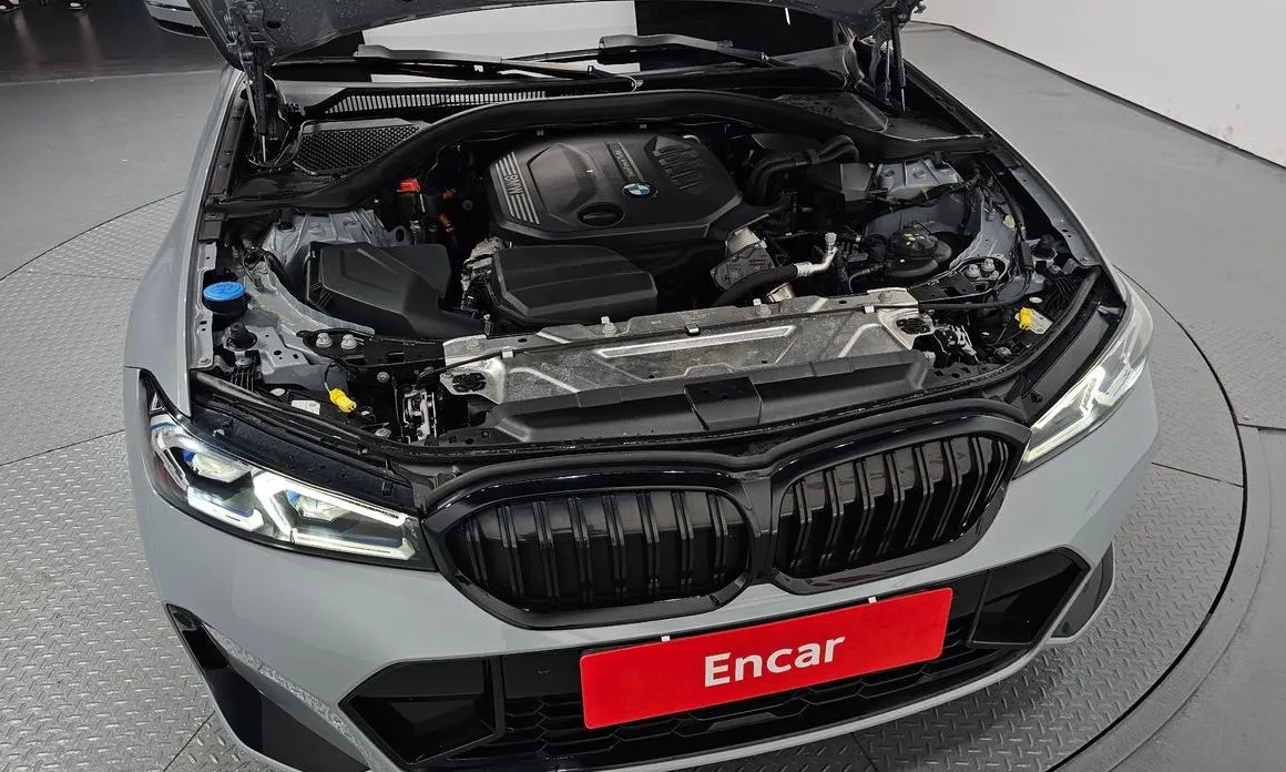 BMW 3-Series 2023 из KR, фото 10