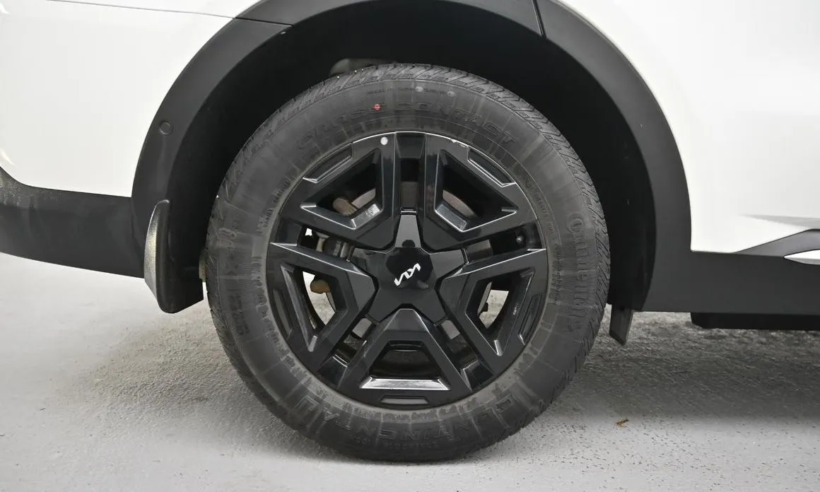 Kia Sorento — фото 10
