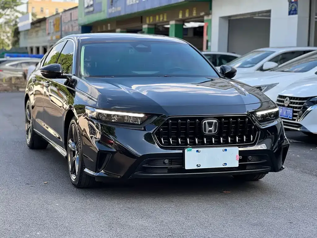 Honda Inspire — фото 8