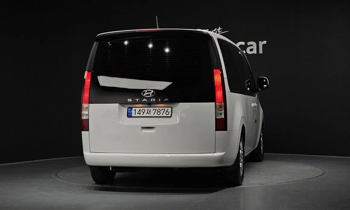 Hyundai Staria — фото 2