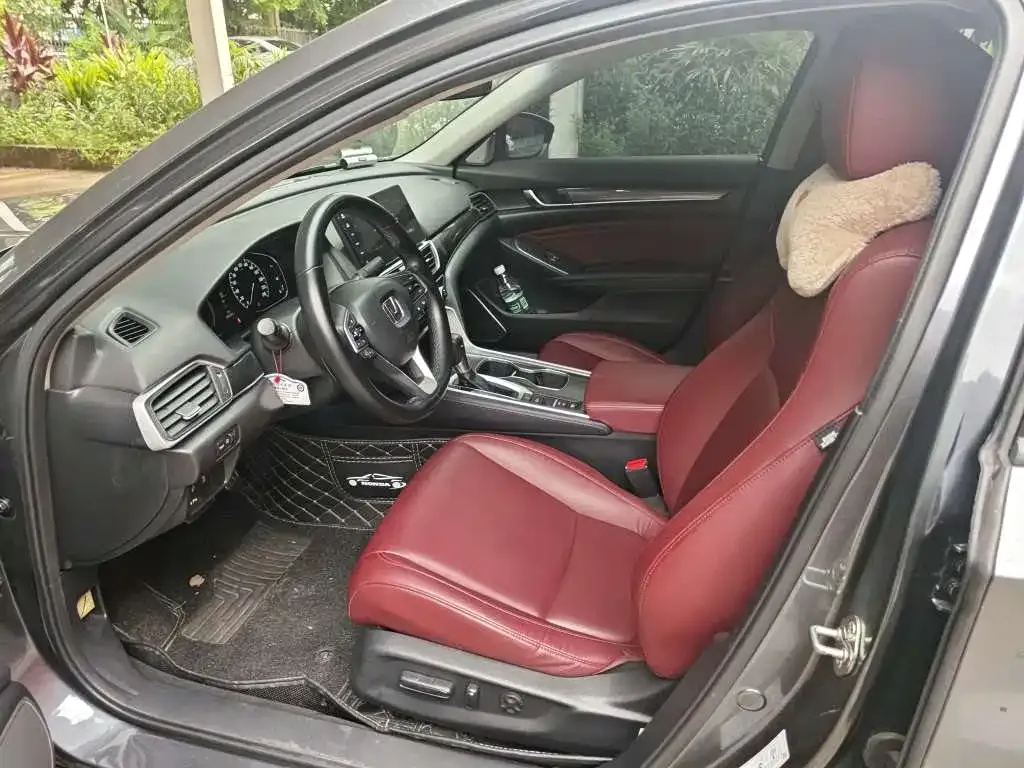 Honda Accord — фото 5