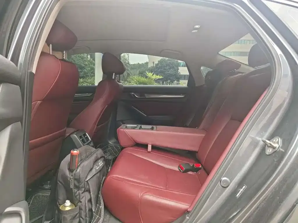 Honda Accord — фото 2