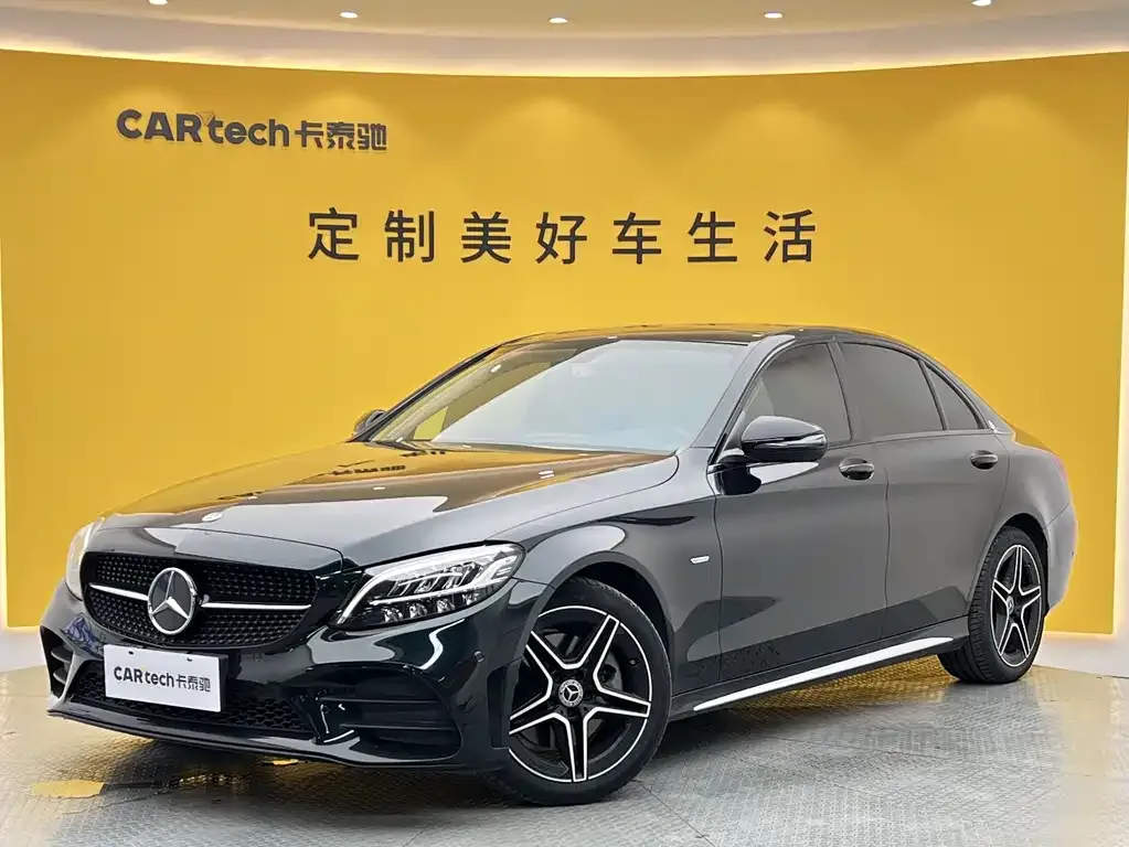 Mercedes-Benz C-Class — фото 1