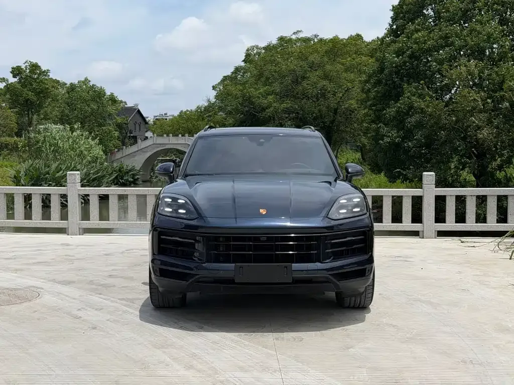 Porsche Cayenne — фото 2