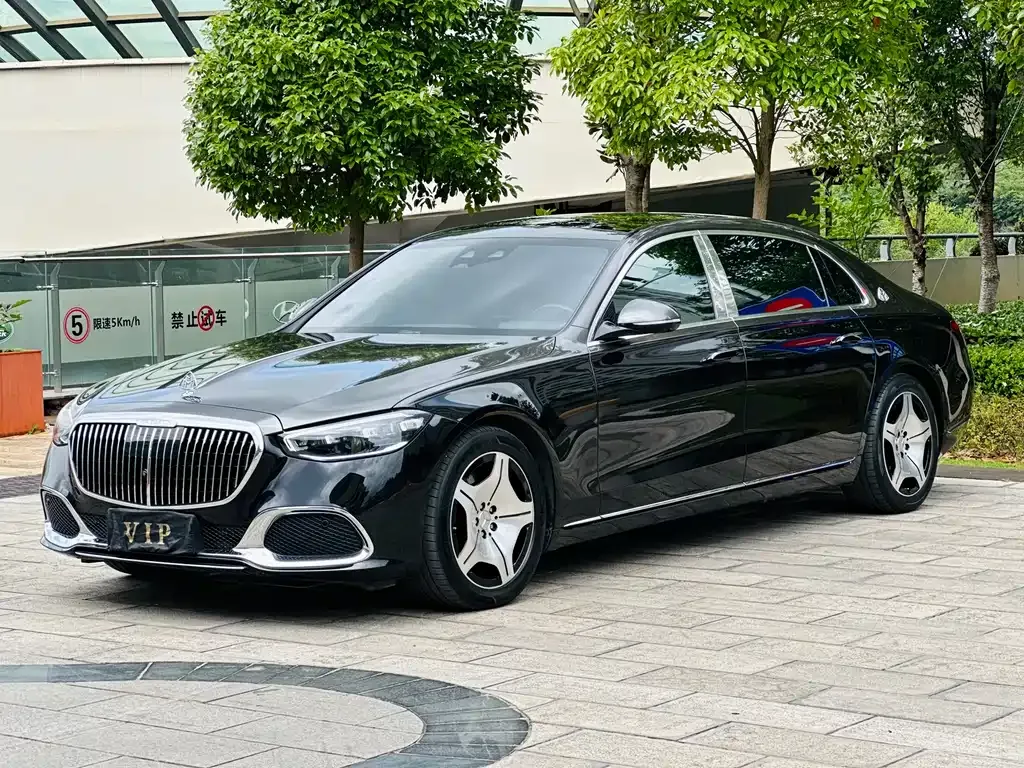 Mercedes-Benz S-Class — фото 1
