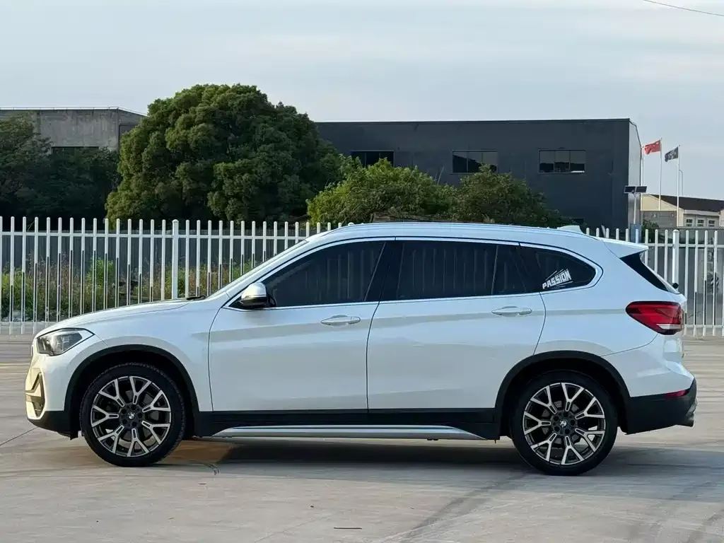 BMW X1 — фото 4