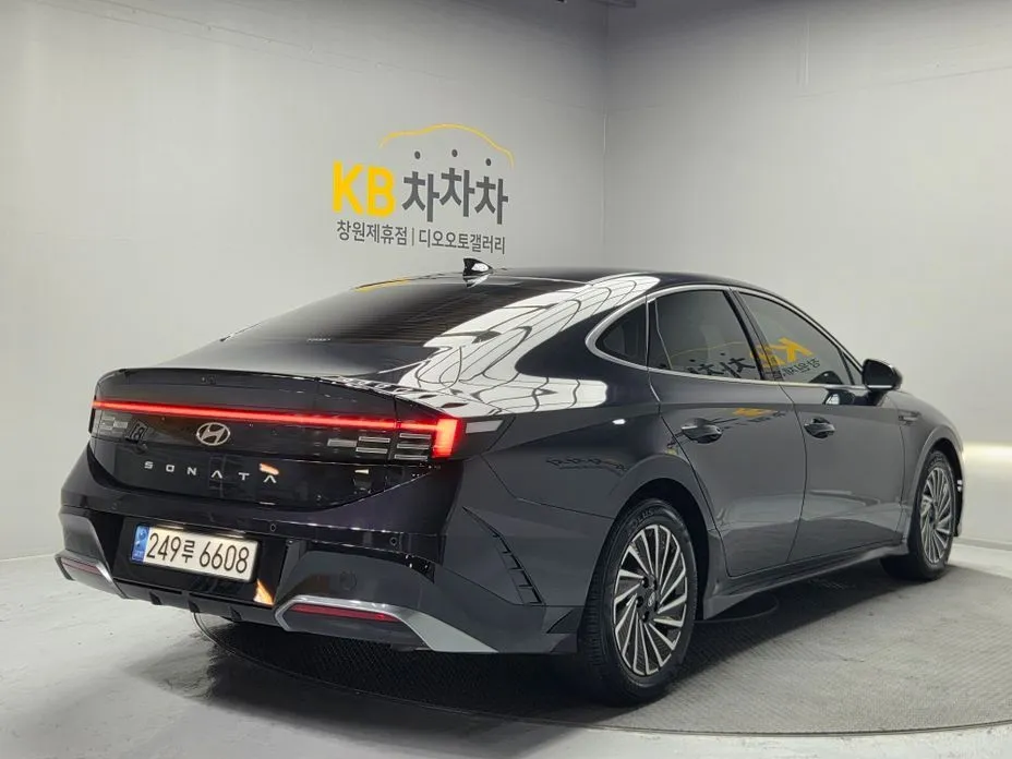 Hyundai Sonata 2024 из KR, фото 4