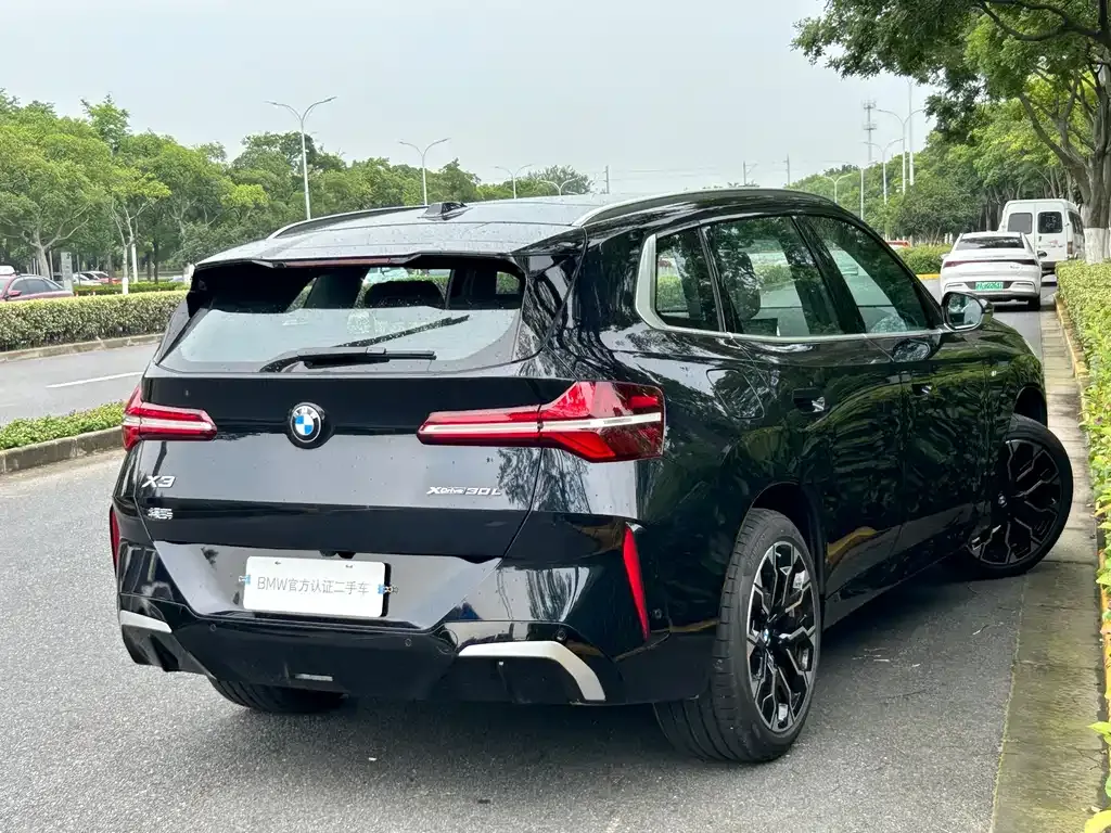 BMW X3 — фото 10