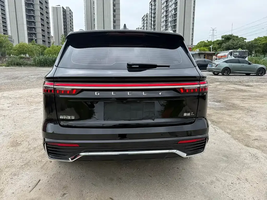 Geely Xingyue L — фото 7