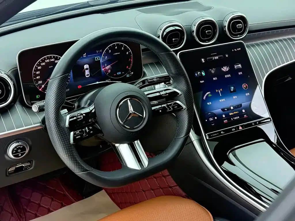 Mercedes-Benz C-Class — фото 9