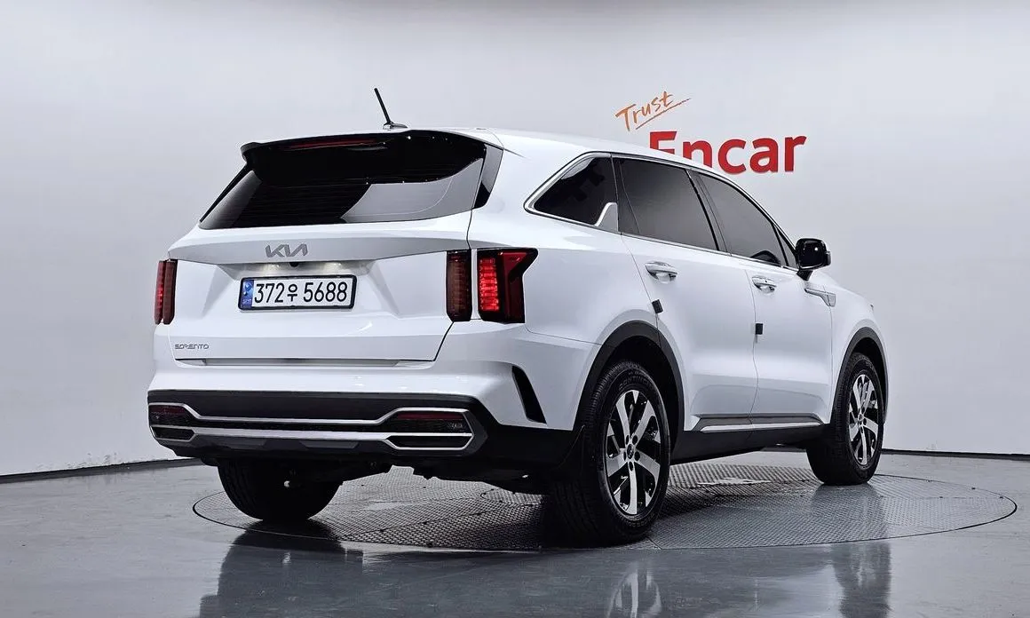 Kia Sorento 2023 из KR, фото 2