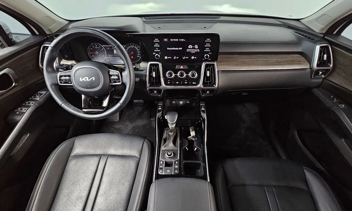 Kia Sorento 2023 из KR, фото 4