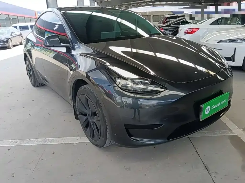 Tesla Model Y — фото 7