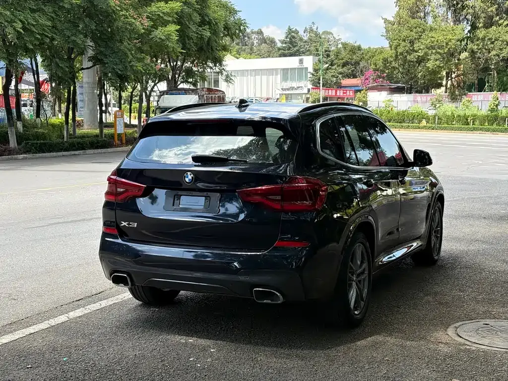 BMW X3 — фото 9