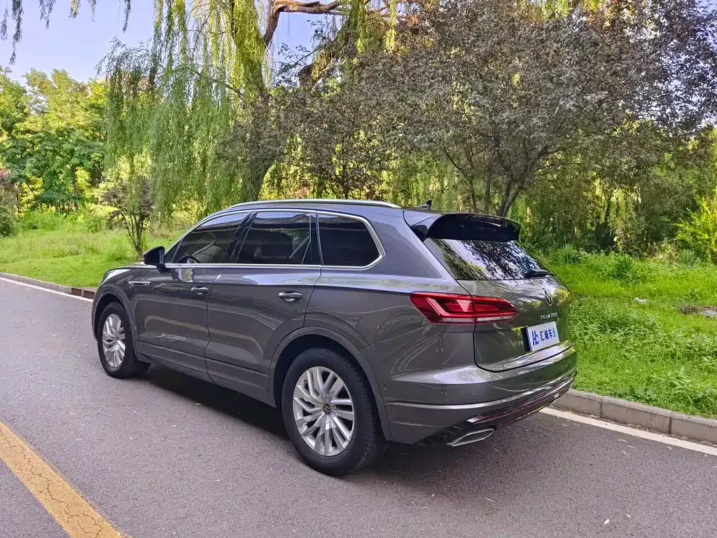 Volkswagen Touareg 2023 из CN, фото 10