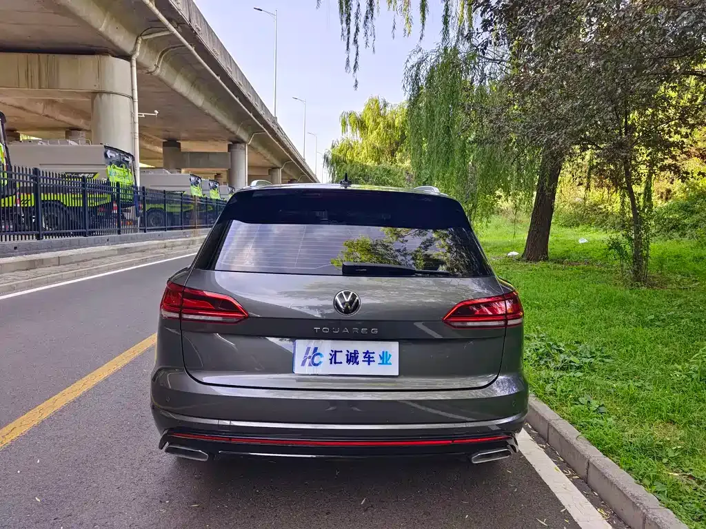 Volkswagen Touareg 2023 из CN, фото 5