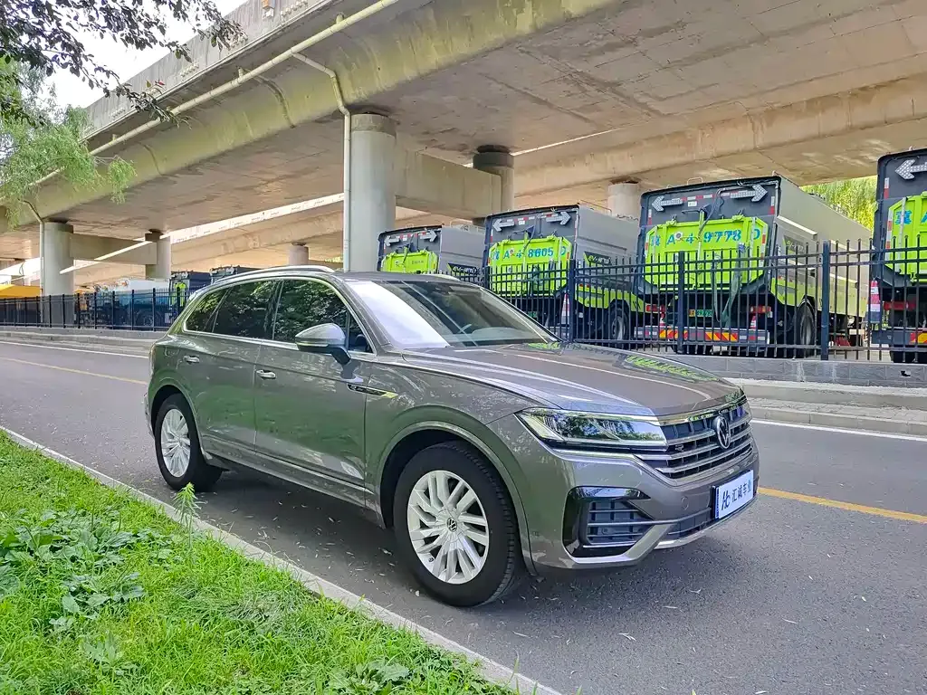 Volkswagen Touareg 2023 из CN, фото 6