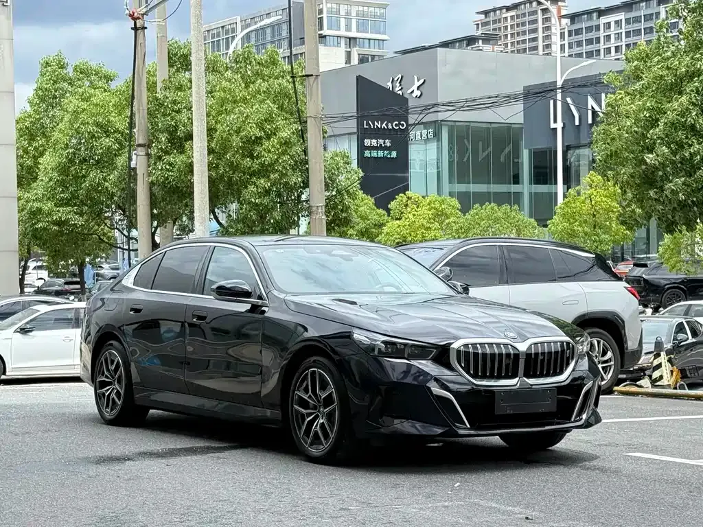 BMW i5 2024 из CN, фото 9